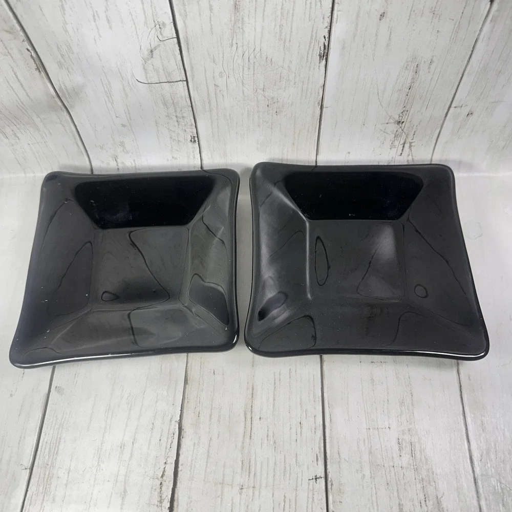 Crate & Barrel Abby Appetizer Dish Plates Black‎ Weave Effect Underside 5 1/2